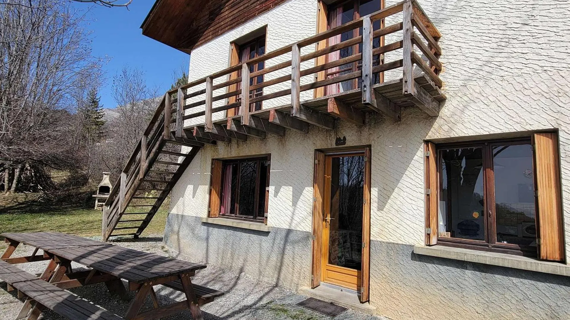 Chalet Spacieux 18 Pers. Avec Jardin, 7 Chambres, Cheminees, Animaux Admis - Saint-Michel-De-Chaillol - Fr-1-393-82 0*,  France